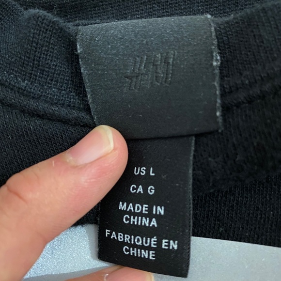 New York City Flash Crewneck from H&M - Picture 7 of 8